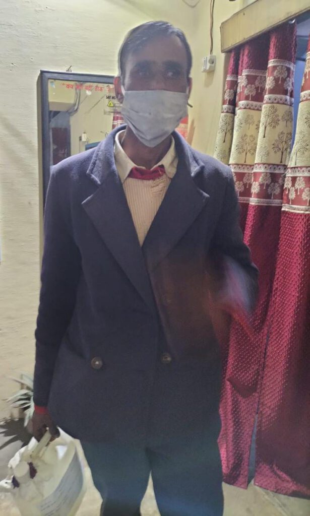 05 लीटर अवैध कच्ची शराब के साथ एक गिरफ्तार ! 05 लीटर अवैध कच्ची शराब के साथ एक गिरफ्तार !