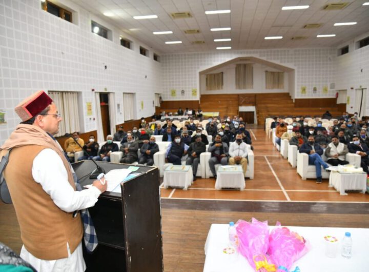 सीएम धामी का उद्योग एवं व्यापार से जुड़े संगठनों ने कृषि मण्डी शुल्क कम करने के लिये जताया आभार ।