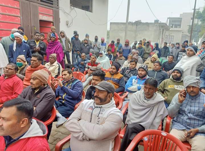 मोदीनगर : उड़ रही आदर्श आचार संहिता की धज्जियां, कोई नही सुधलेवा । मोदीनगर : उड़ रही आदर्श आचार संहिता की धज्जियां, कोई नही सुधलेवा ।