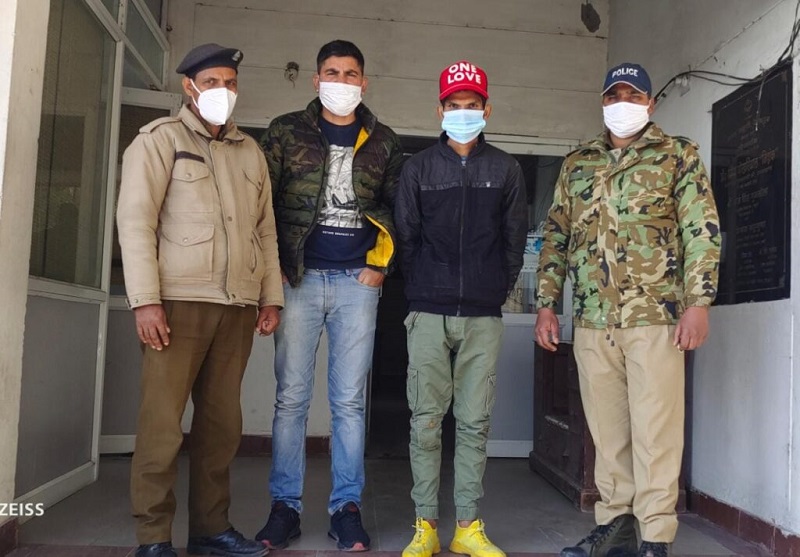 नाबालिग युवती को बहला फुसला कर भगाकर ले जाने वाला आरोपी मसूरी पुलिस ने किया गिरफ्तार । नाबालिग युवती को बहला फुसला कर भगाकर ले जाने वाला आरोपी मसूरी पुलिस ने किया गिरफ्तार ।