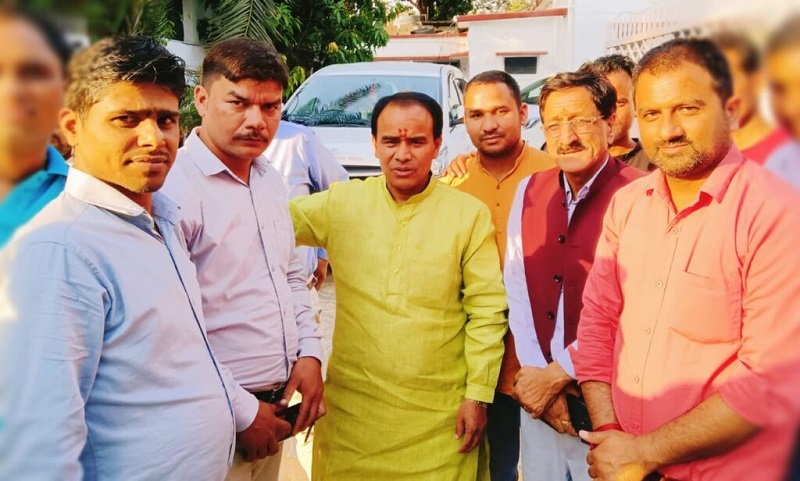 चिन्यालीसौड़ भाजपा नगर मंडल अध्यक्ष विजय बडोनी ने की सामुदायिक स्वास्थ्य केंद्र चिन्यालीसौड़ को उप जिला चिकित्सालय में उच्चीकरण की मांग । चिन्यालीसौड़ भाजपा नगर मंडल अध्यक्ष विजय बडोनी ने की सामुदायिक स्वास्थ्य केंद्र चिन्यालीसौड़ को उप जिला चिकित्सालय में उच्चीकरण की मांग ।