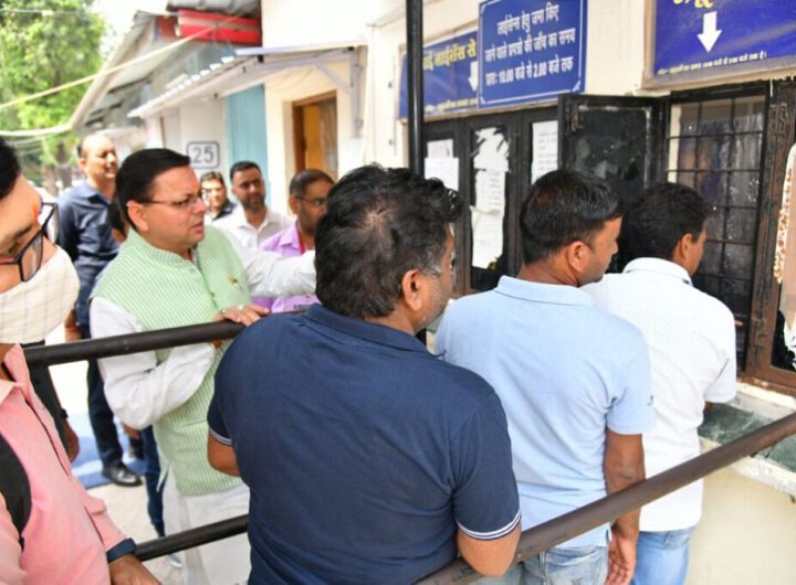 RTO कार्यालय पर CM धामी का छापा, आरटीओ हुए निलंबित।