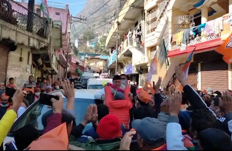 विधायक प्रत्याशी धन सिंह धामी का प्रचार करने पहुंचे मुख्यमंत्री पुष्कर धामी !