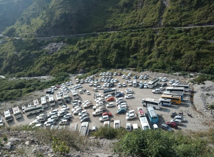 बदहाली के आंसू रो रहा पापरा खेल मैदान, प्रशासन का उदासीन रवैया ग्रामीणों को आंदोलन हेतु कर रहा बाध्य । NIU