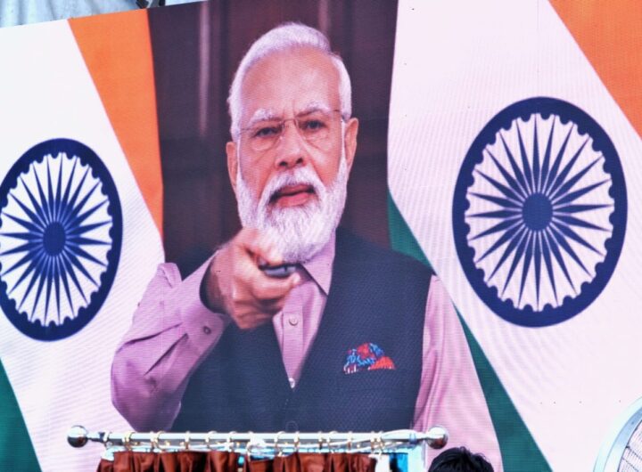 पीएम मोदी ने वर्चुअल माध्यम से अमृत भारत रेलवे स्टेशन योजना के अंतर्गत देश भर के 508 रेलवे स्टेशनों के पुनर्विकास की आधारशिला रखी। NIU