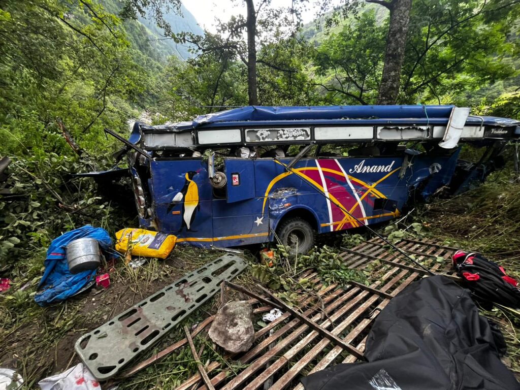 Uttarkashi Accident Update: मुख्यमंत्री ने तेजी से राहत-बचाव कार्य संचालित करने के दिए निर्देश। NIU Uttarkashi Accident Update: मुख्यमंत्री ने तेजी से राहत-बचाव कार्य संचालित करने के दिए निर्देश। NIU
