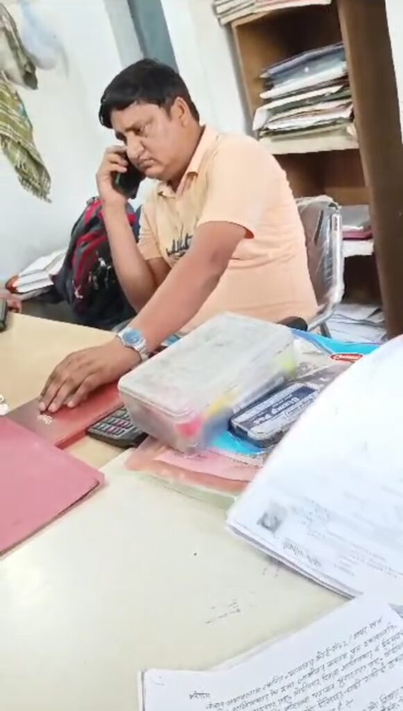 मोदीनगर तहसील में अवैध उगाही की वीडियो हुआ वायरल। NIU