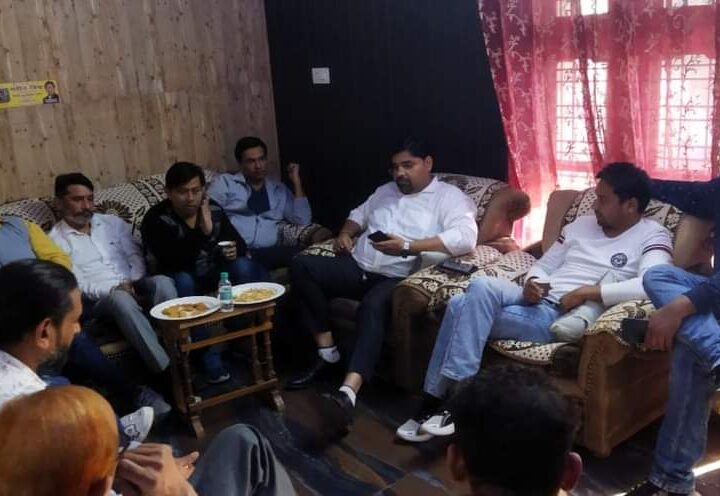 ऑल इंडिया काज़ेइन सैलून वेलफेयर एसोसिएशन की मासिक बैठक हुई आयोजित, पहाड़ों तक पहुंचने की तैयारी हुई शुरू । NIU