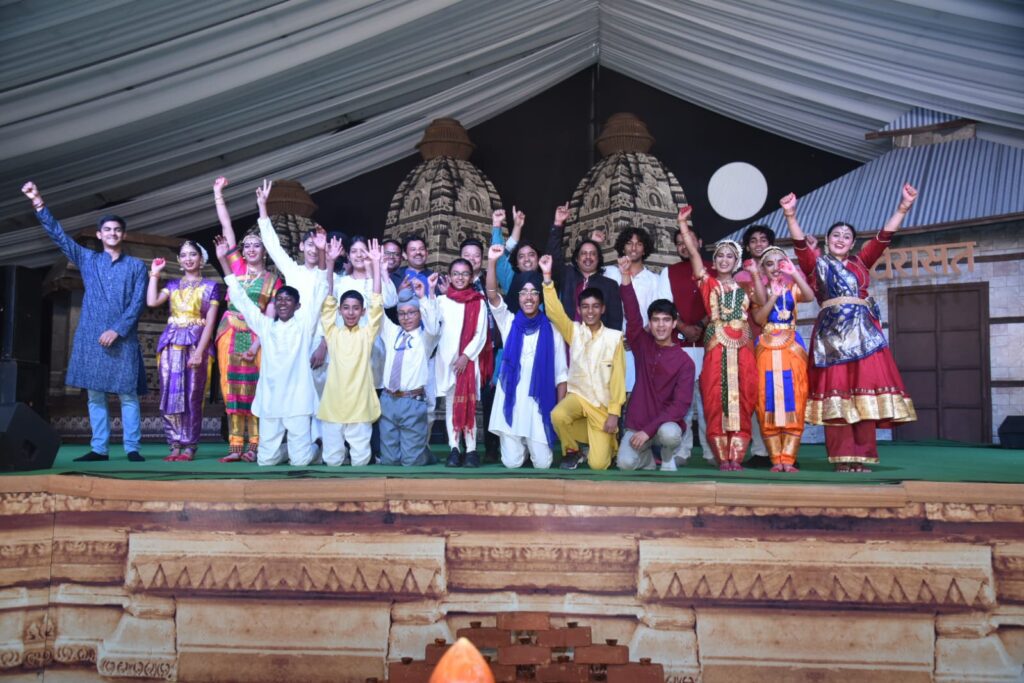 विरासत आर्ट एंड हेरीटेज फेस्टिवल में भी दिखी करवा चौथ की धूम, लोगों ने जमकर की खरीदारी, स्कूली बच्चों ने सांस्कृतिक कार्यक्रम किए प्रस्तुत । NIU विरासत आर्ट एंड हेरीटेज फेस्टिवल में भी दिखी करवा चौथ की धूम, लोगों ने जमकर की खरीदारी, स्कूली बच्चों ने सांस्कृतिक कार्यक्रम किए प्रस्तुत । NIU