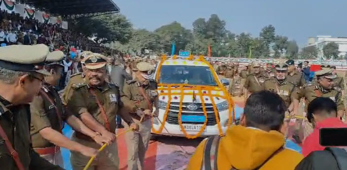 देहरादून पुलिस लाइन में डीजीपी अशोक कुमार के कार्यकाल समाप्ति के अवसर पर विदाई समारोह का आयोजन। NIU