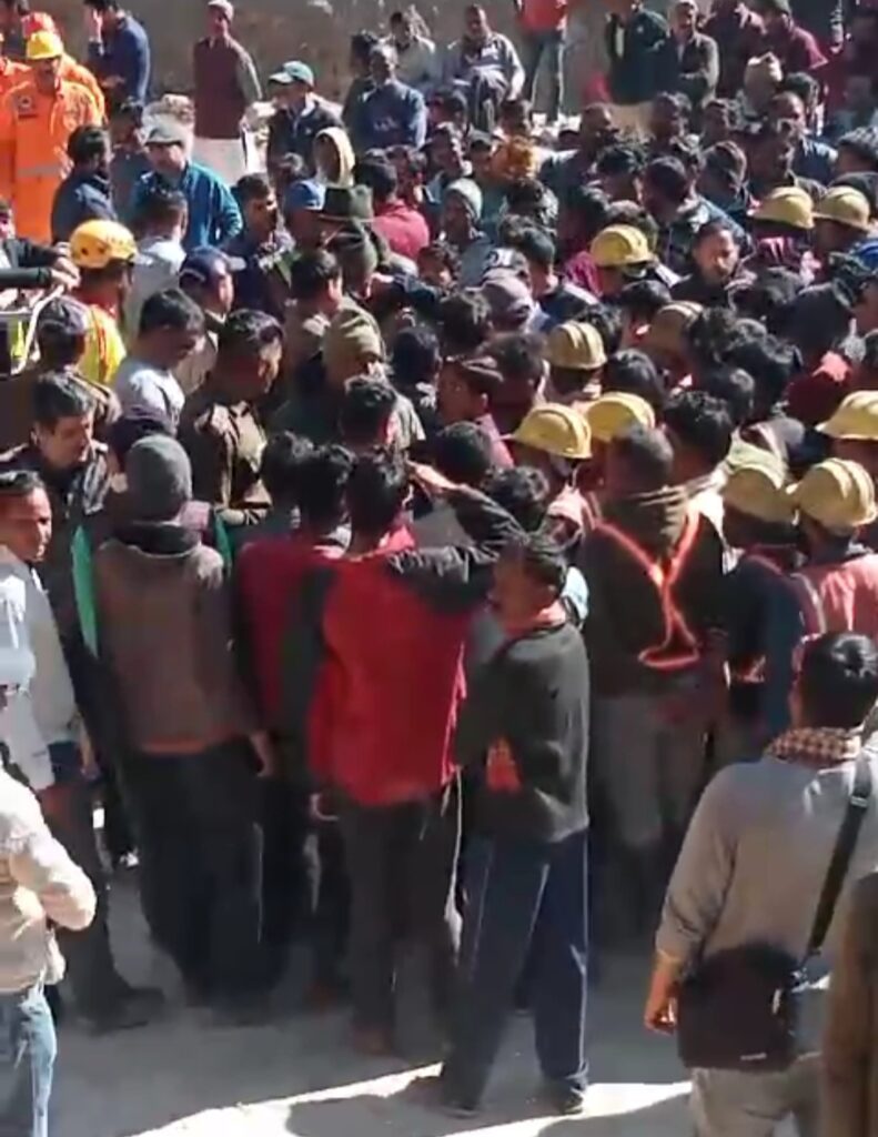 उत्तरकाशी सिलक्यारा UPDATE: मलबा बना मुसीबत। NIU