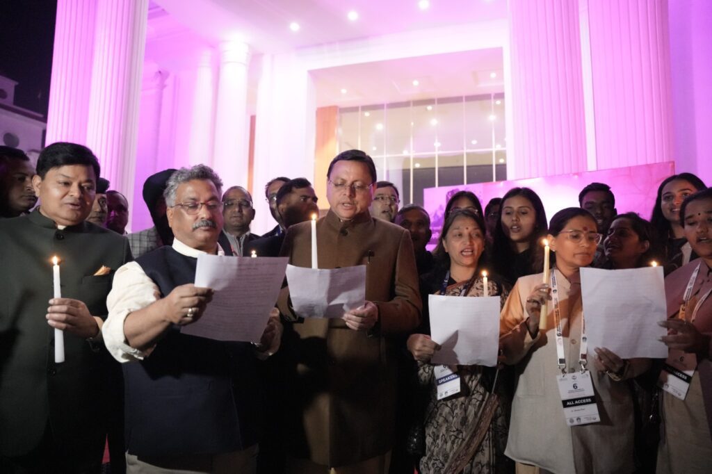 छठी वर्ल्ड कांग्रेस ऑन डिजास्टर मैनेजमेंट के तीसरे दिन देश-विदेश से आए वरिष्ठ वैज्ञानिकों एवं विशेषज्ञों ने आपदाओं में होने वाली जान- माल की क्षति कम करने के उपायों पर गहन मंथन किया। NIU छठी वर्ल्ड कांग्रेस ऑन डिजास्टर मैनेजमेंट के तीसरे दिन देश-विदेश से आए वरिष्ठ वैज्ञानिकों एवं विशेषज्ञों ने आपदाओं में होने वाली जान- माल की क्षति कम करने के उपायों पर गहन मंथन किया। NIU