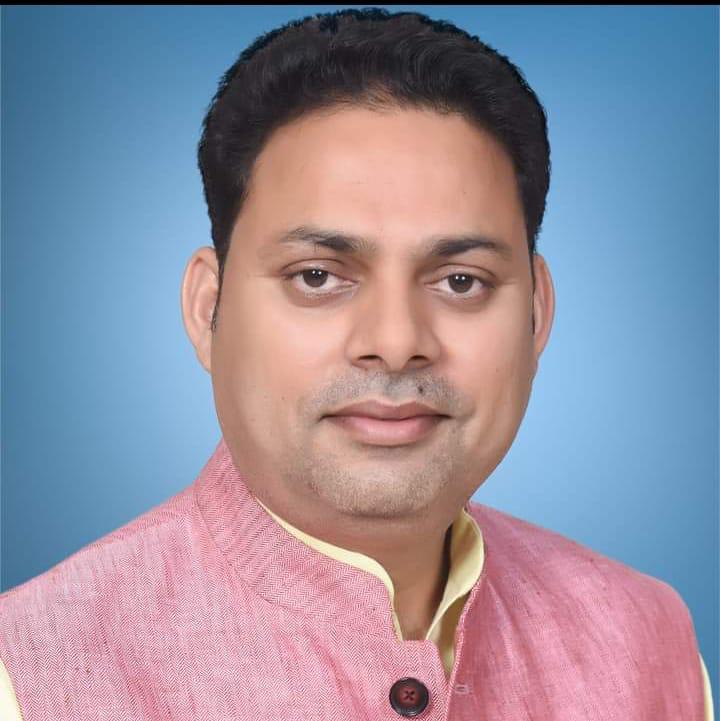 राज्य आंदोलनकारी आरक्षण पर सरकार द्वारा की जा रही देरी दुर्भाग्यपूर्ण है- भुवन कापड़ी। NIU राज्य आंदोलनकारी आरक्षण पर सरकार द्वारा की जा रही देरी दुर्भाग्यपूर्ण है- भुवन कापड़ी। NIU
