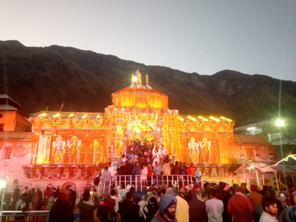 इस तिथि को तय होगी बद्रीनाथ व् केदारनाथ जी के कपाट खुलने की तारीख, पढ़े पूरी खबर । NIU इस तिथि को तय होगी बद्रीनाथ व् केदारनाथ जी के कपाट खुलने की तारीख, पढ़े पूरी खबर । NIU