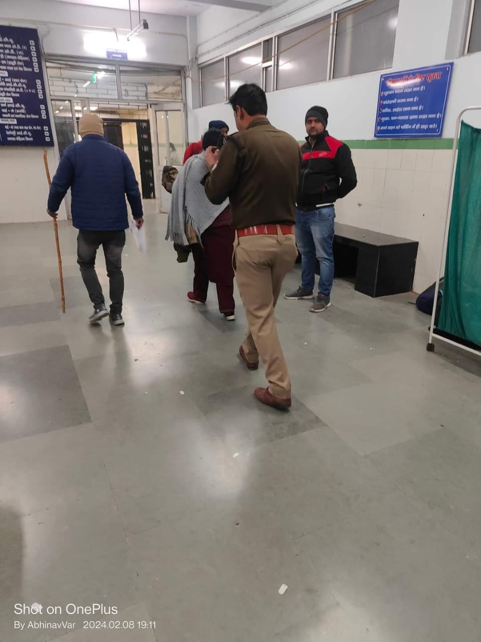 हल्द्वानी में दंगाइयों ने की आगजनी पुलिस पर हुआ पथराव, मुख्यमंत्री धामी ने की शांति व्यवस्था बनाए रखने की अपील, कर्फ्यू जारी । NIU