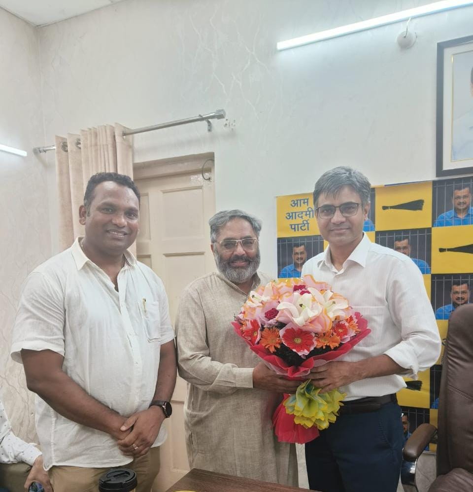 “AAP” पार्टी का उत्तराखंड में संघर्ष जारी, शीघ्र ही प्रदेश में संगठन विस्तार कर लड़ेंगे चुनाव: कलेर l NIU “AAP” पार्टी का उत्तराखंड में संघर्ष जारी, शीघ्र ही प्रदेश में संगठन विस्तार कर लड़ेंगे चुनाव: कलेर l NIU
