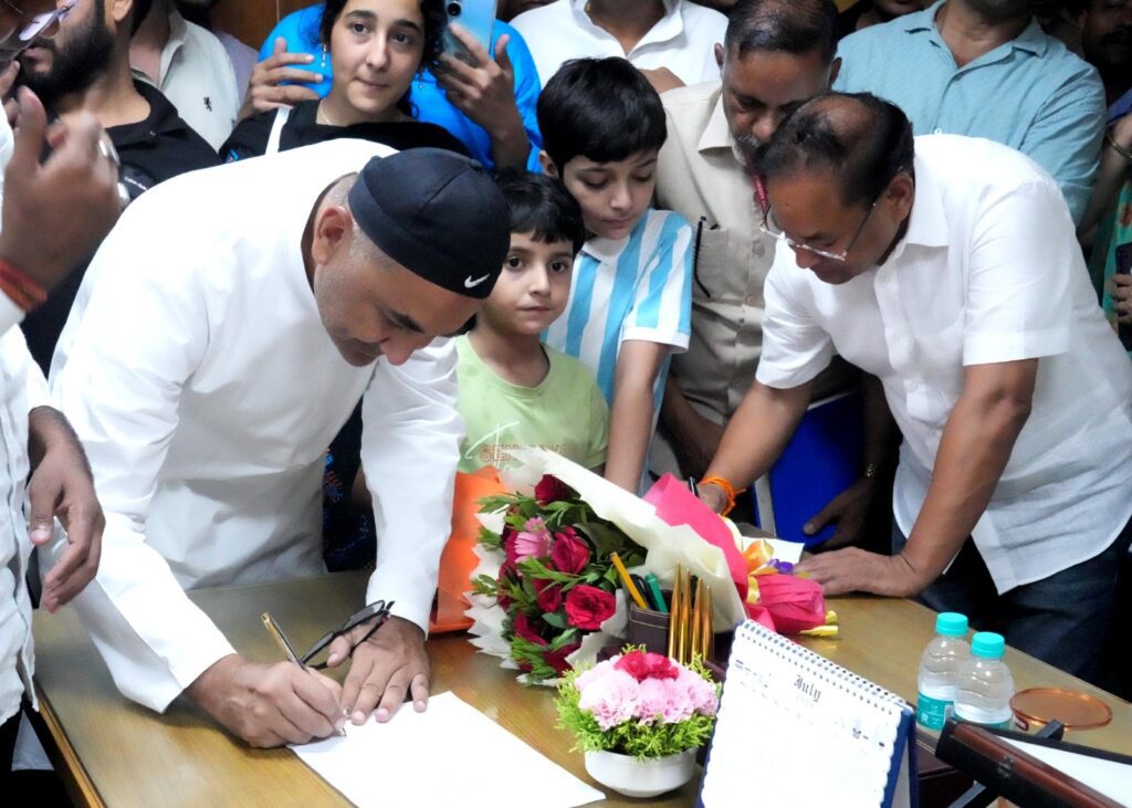 बद्रीनाथ व् मंगलौर विधानसभा के नवनिर्वाचित विधायकों को विधानसभा अध्यक्ष ऋतु खंडूरी ने दिलाई शपथ l NIU बद्रीनाथ व् मंगलौर विधानसभा के नवनिर्वाचित विधायकों को विधानसभा अध्यक्ष ऋतु खंडूरी ने दिलाई शपथ l NIU