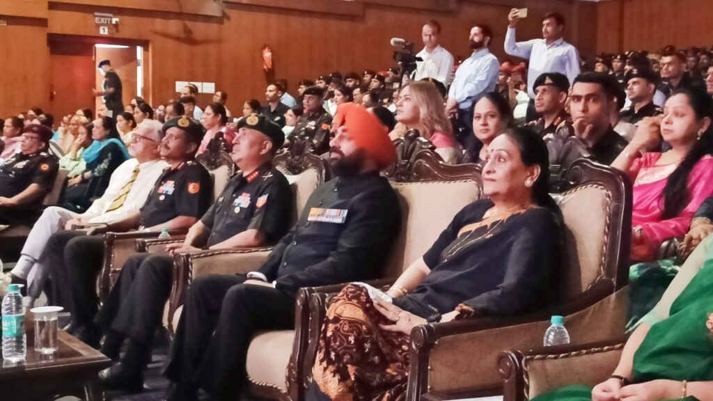 ‘हर काम देश के नाम’ कारगिल विजय दिवस के 25 वर्ष पर देहरादून में “सम्मान समारोह” का आयोजन, गवर्नर उत्तराखंड ने किया प्रतिभाग l NIU ‘हर काम देश के नाम’ कारगिल विजय दिवस के 25 वर्ष पर देहरादून में “सम्मान समारोह” का आयोजन, गवर्नर उत्तराखंड ने किया प्रतिभाग l NIU
