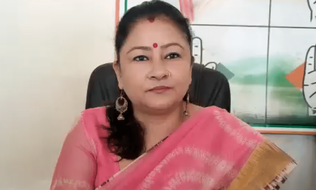 महिला आयोग पहुँचीं कांग्रेस की गरिमा, पुलिस पर भड़कीं, थानाध्यक्ष बसन्त विहार की बर्खास्तगी की की माँग l NIU महिला आयोग पहुँचीं कांग्रेस की गरिमा, पुलिस पर भड़कीं, थानाध्यक्ष बसन्त विहार की बर्खास्तगी की की माँग l NIU