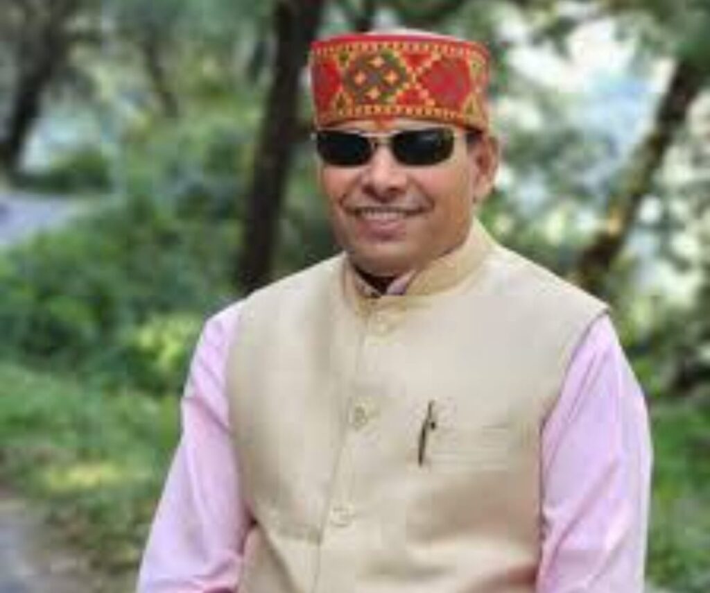 BJP जिलाध्यक्ष रमेश मैखुरी पर एक लाख रु लेकर नौकरी लगाने का आरोप, पीड़ित युवक को दी जान से मारने की धमकी l NIU BJP जिलाध्यक्ष रमेश मैखुरी पर एक लाख रु लेकर नौकरी लगाने का आरोप, पीड़ित युवक को दी जान से मारने की धमकी l NIU
