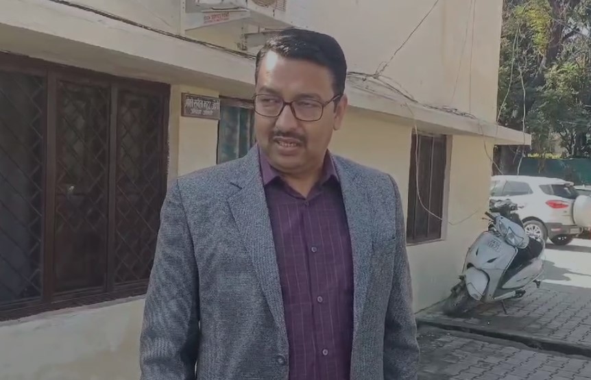 हल्द्वानी में नगर निगम के दो मेयर और 30 पार्षद प्रत्याशियों को नोटिस जारी हल्द्वानी में नगर निगम के दो मेयर और 30 पार्षद प्रत्याशियों को नोटिस जारी