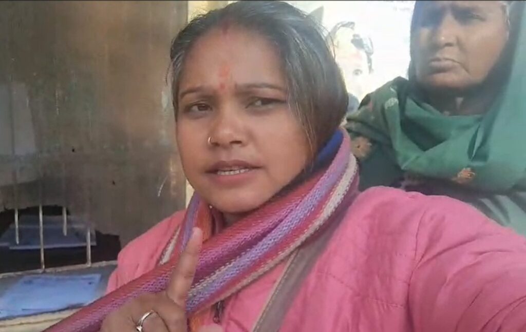 पहाड़ों में डॉक्टर नहीं ,मैदान के अस्पताल में दवा नहीं देखे, यह वीडियो पहाड़ों में डॉक्टर नहीं ,मैदान के अस्पताल में दवा नहीं देखे, यह वीडियो