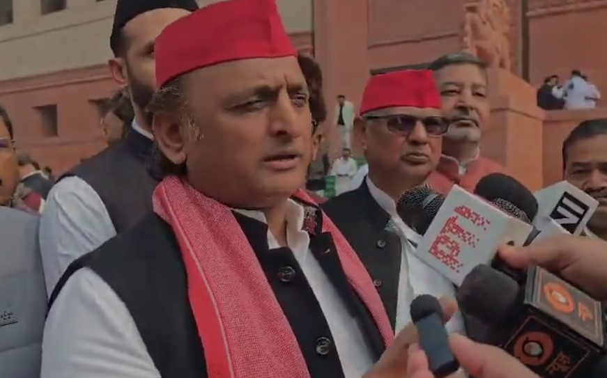 प्रयागराज महाकुंभ में हुई भगदड़ पर अखिलेश यादव ने फिर उठाया सवाल प्रयागराज महाकुंभ में हुई भगदड़ पर अखिलेश यादव ने फिर उठाया सवाल
