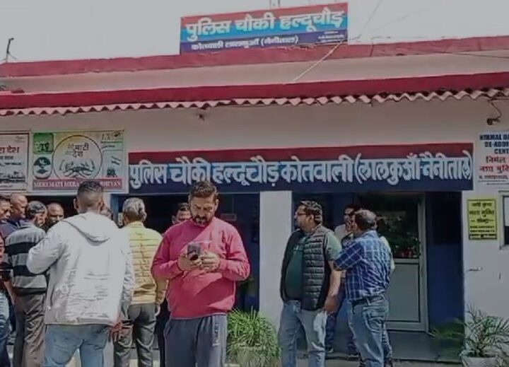 स्टोन क्रेशर में ट्रक चालक से मारपीट के आरोप में खनन व्यवसाई को पुलिस ने हिरासत में लिया
