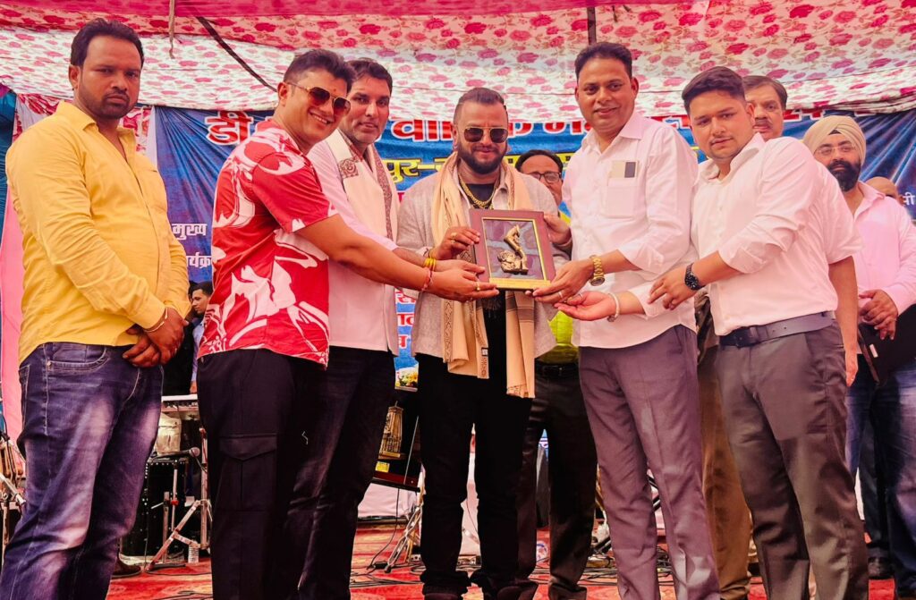 DAV PG College देहरादून के वार्षिक महोत्सव में सम्मिलित हुए सीआईएमएस कॉलेज के चेयरमैन ललित जोशी l NIU DAV PG College देहरादून के वार्षिक महोत्सव में सम्मिलित हुए सीआईएमएस कॉलेज के चेयरमैन ललित जोशी l NIU