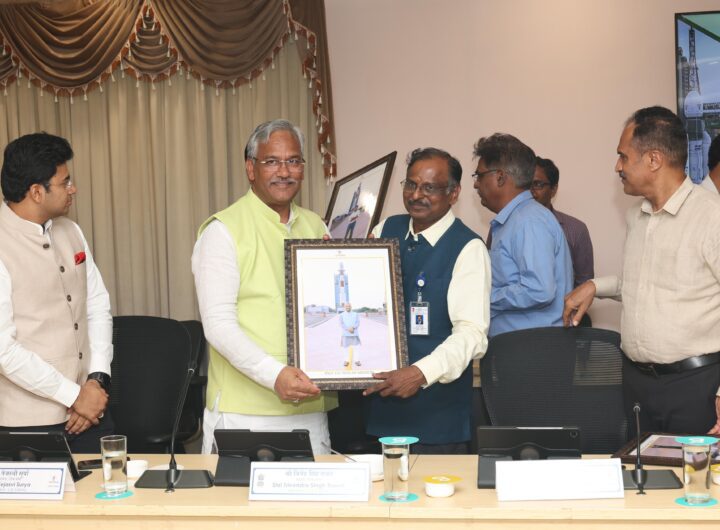 गगनयान की तैयारी से भारत आत्मनिर्भर और अग्रणी अंतरिक्ष राष्ट्र की ओर अग्रसर: त्रिवेन्द्र । NIU