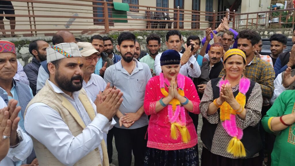 उत्तराखंड स्वाभिमान मोर्चा के बढते कदम, पंचायत चुनाव में भी दिखाएंगे दम, महिलाओं की प्रभावी भागीदारी होगी सुनिश्चित । NIU