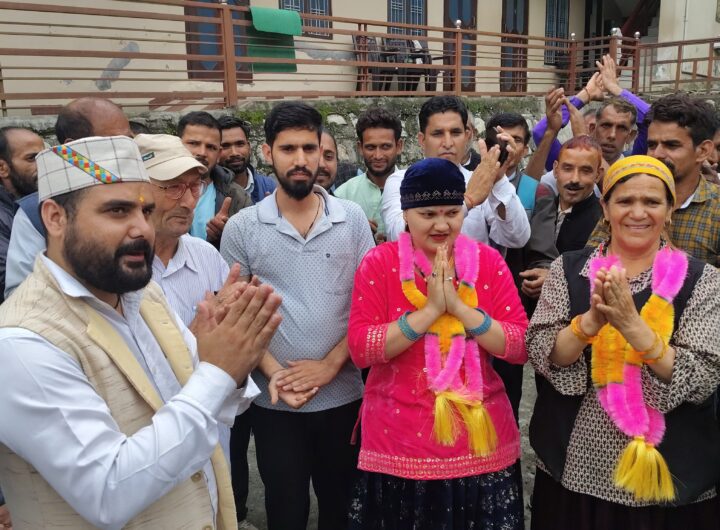 उत्तराखंड स्वाभिमान मोर्चा के बढते कदम, पंचायत चुनाव में भी दिखाएंगे दम, महिलाओं की प्रभावी भागीदारी होगी सुनिश्चित । NIU