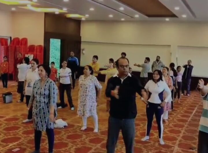 मसूरी में अंतरराष्ट्रीय योग दिवस पर विभिन्न स्थानों पर आयोजित हुआ योग अभ्यास