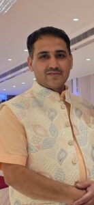 बदलते समय में “पैरेंटिंग” बुनियादी ज़रूरतों से आगे एक परवरिश : मुकुल शर्मा । NIU