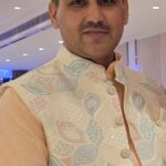बदलते समय में “पैरेंटिंग” बुनियादी ज़रूरतों से आगे एक परवरिश : मुकुल शर्मा । NIU
