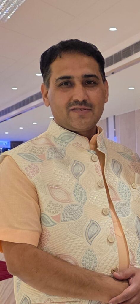 बदलते समय में “पैरेंटिंग” बुनियादी ज़रूरतों से आगे एक परवरिश : मुकुल शर्मा । NIU बदलते समय में “पैरेंटिंग” बुनियादी ज़रूरतों से आगे एक परवरिश : मुकुल शर्मा । NIU
