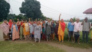 साहबनगर में ग्रामीणों का फूटा गुस्सा, सिंचाई विभाग के खिलाफ लगे ‘मुर्दाबाद’ के नारे