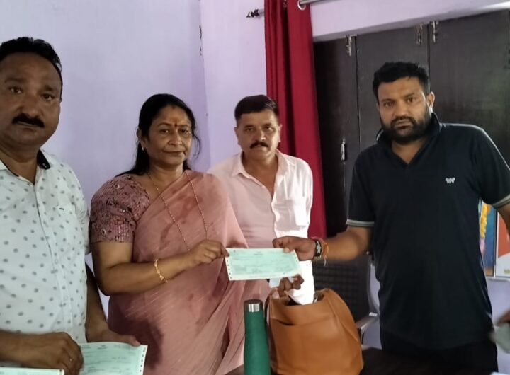 विधान सभा अध्यक्ष ऋतु खंडूरी ने थराली आपदा प्रभावितों की मदद को बढ़ाया हाथ, आपदा प्रभावितों को बांटे गए इतने लाख । NIU