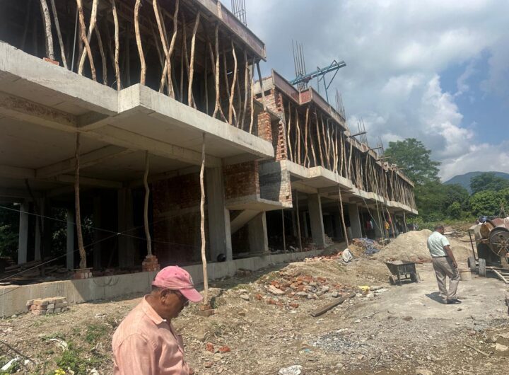 एमडीडीए टीम ने धौरण, आईटी पार्क, राजपुर रोड और जमनिवाला क्षेत्र में नियम विरुद्ध निर्माणों को किया सील । NIU