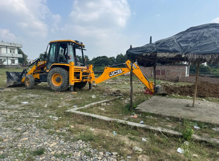 MDDA उपाध्यक्ष बंशीधर तिवारी ने अवैध प्लॉटिंग और निर्माणों के खिलाफ खुद संभाला मोर्चा, धरातल पर पहुंचकर खुद ध्वस्त कराई अवैध प्लॉटिंग । NIU