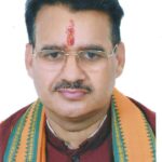 मंत्री गणेश जोशी तमाशा करते हैं या कथित राजनीति? दोगलापन हो रहा उजागर, पढ़िए पूरी खबर। NIU