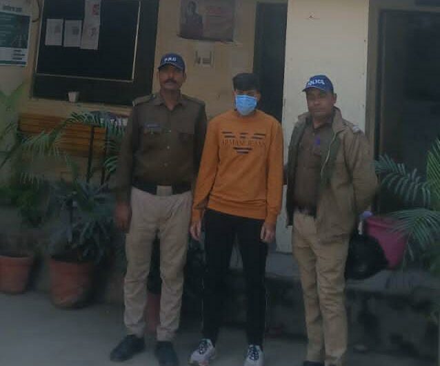 एसएसपी दून के निर्देश पर केंद्रीय प्रतियोगी परीक्षा में एक और खुलासा, परीक्षा में नकल कर रहे अभियुक्त को पुलिस ने किया गिरफ्तार । NIU