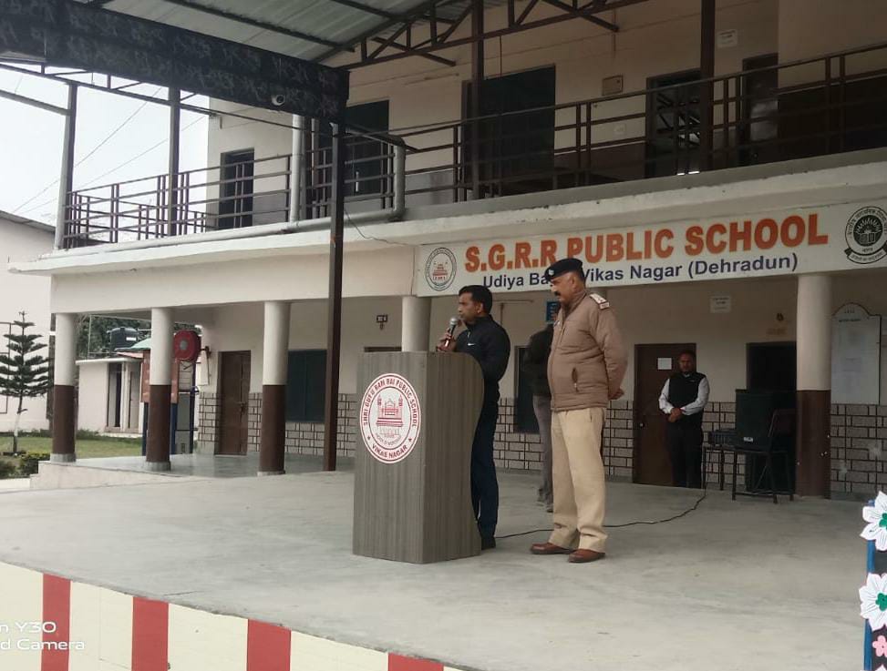 छात्र-छात्राओं के बीच पहुंचकर दून पुलिस ने चलाई जागरूकता की पाठशाला एसएसपी दून के निर्देशों पर विकासनगर में चला जागरूकता अभियान । NIU