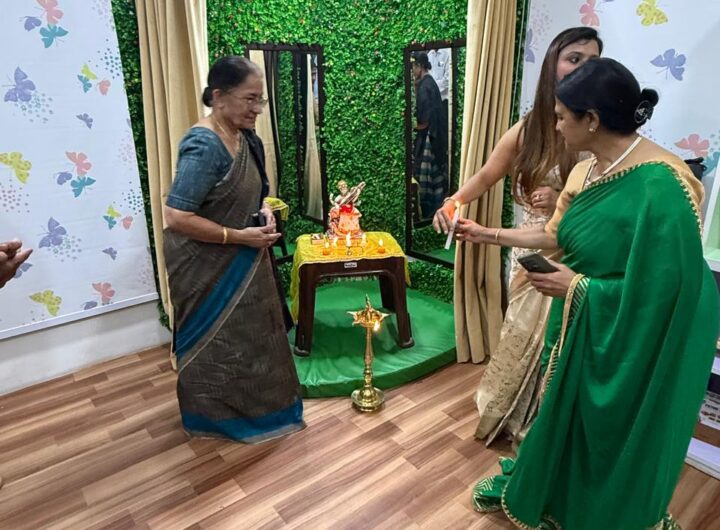 लिटिल मिलेनियम देहरादून में भव्य कार्निवल, मुख्य अतिथि कैंट विधायक श्रीमती सविता कपूर रहीं। NIU