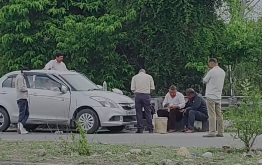 डोईवाला उपखंड शिक्षा अधिकारी एक लाख की रिश्वत लेते रंगे हाथ गिरफ्तार