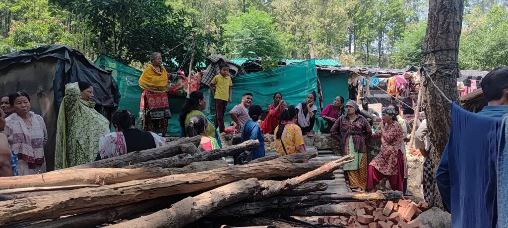 मुख्यमंत्री आवास के करीब 1100 एकड़ भूमि पर कौन करवा रहा कब्जा? उत्तराखंड स्वाभिमान मोर्चा ने खोला मोर्चा । NIU