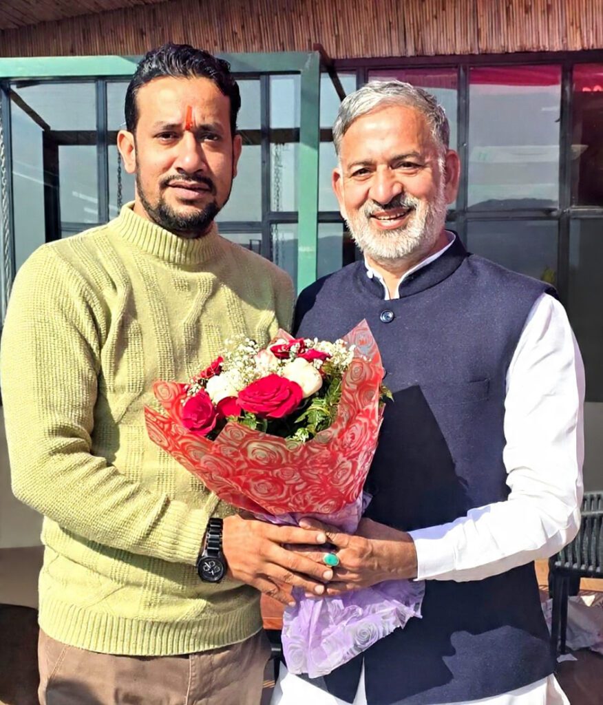हिमांशु पुंडीर बने “आप” के नए युवा अध्यक्ष, महत्वपूर्ण जिम्मेदारी मिलने पर शीर्ष नेतृत्व का जताया आभार । NIU हिमांशु पुंडीर बने “आप” के नए युवा अध्यक्ष, महत्वपूर्ण जिम्मेदारी मिलने पर शीर्ष नेतृत्व का जताया आभार । NIU