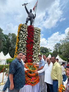 नव पर्वतीय विकास संस्था’ द्वारा कारगिल विजय दिवस की 27वीं वर्षगांठ पर भव्य वृक्षारोपण कार्यक्रम आयोजित। NIU नव पर्वतीय विकास संस्था’ द्वारा कारगिल विजय दिवस की 27वीं वर्षगांठ पर भव्य वृक्षारोपण कार्यक्रम आयोजित। NIU