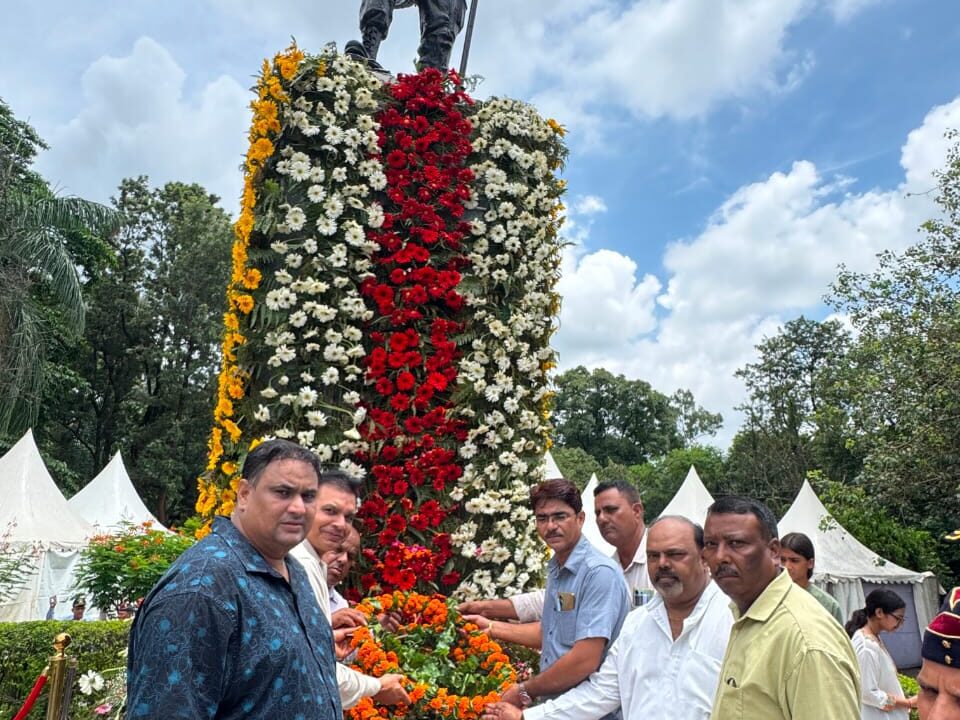 नव पर्वतीय विकास संस्था’ द्वारा कारगिल विजय दिवस की 27वीं वर्षगांठ पर भव्य वृक्षारोपण कार्यक्रम आयोजित। NIU