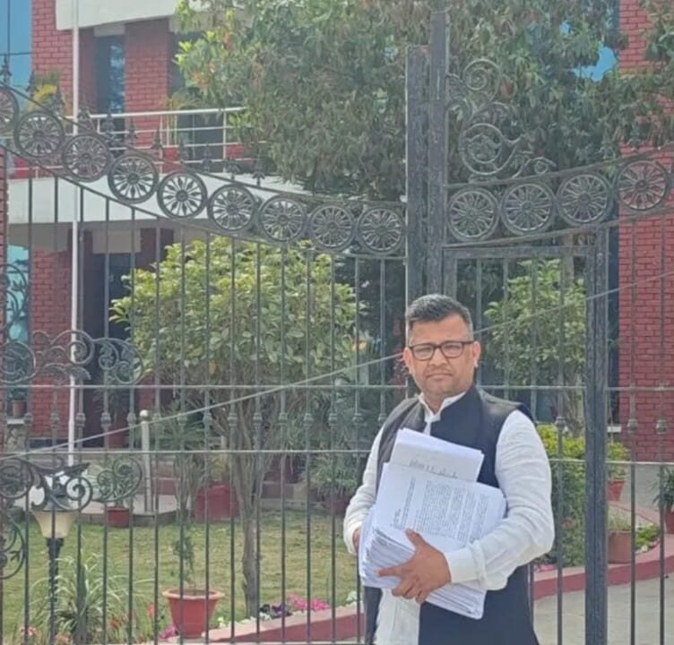 कैबिनेट मंत्री गणेश जोशी को विशेष सतर्कता न्यायालय का नोटिस, 3 सितंबर को तलब। NIU